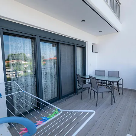 펜션 Chryssis Village By Travel Pro Services - Nea Potidaia Halkidiki