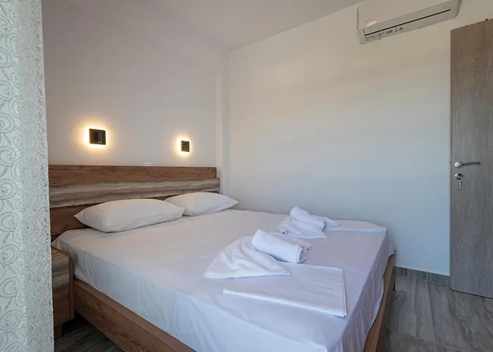 Chryssis Village By Travel Pro Services - Nea Potidaia Halkidiki 펜션 *