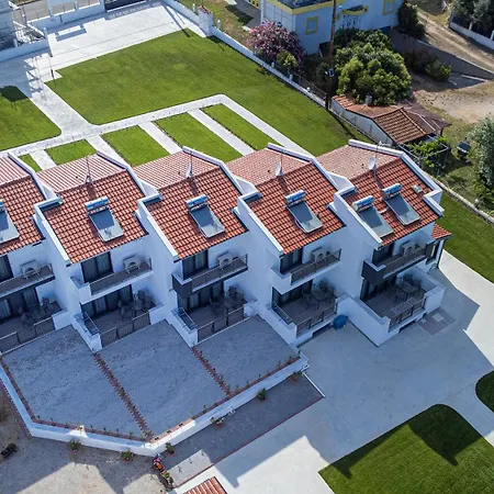 Chryssis Village By Travel Pro Services - Nea Potidaia Halkidiki * Nea Poteidaia