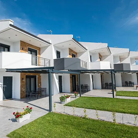 Chryssis Village By Travel Pro Services - Nea Potidaia Halkidiki بيت للعطل نيا بوتيدايا