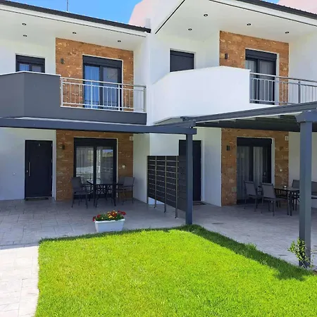 Tatil Evi Chryssis Village By Travel Pro Services - Nea Potidaia Halkidiki *