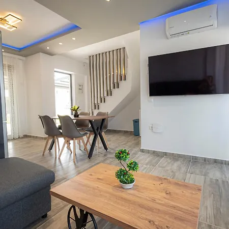 Tatil Evi Chryssis Village By Travel Pro Services - Nea Potidaia Halkidiki *