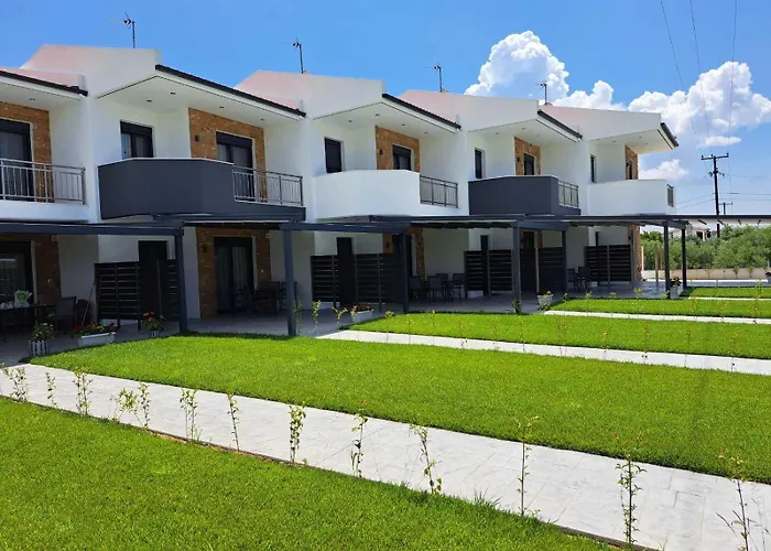 Chryssis Village By Travel Pro Services - Nea Potidaia Halkidiki Feriehus *