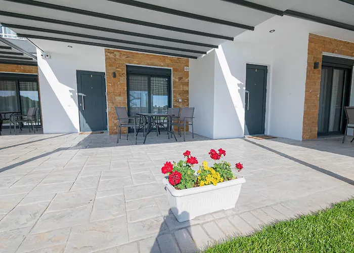 Feriehus Chryssis Village By Travel Pro Services - Nea Potidaia Halkidiki